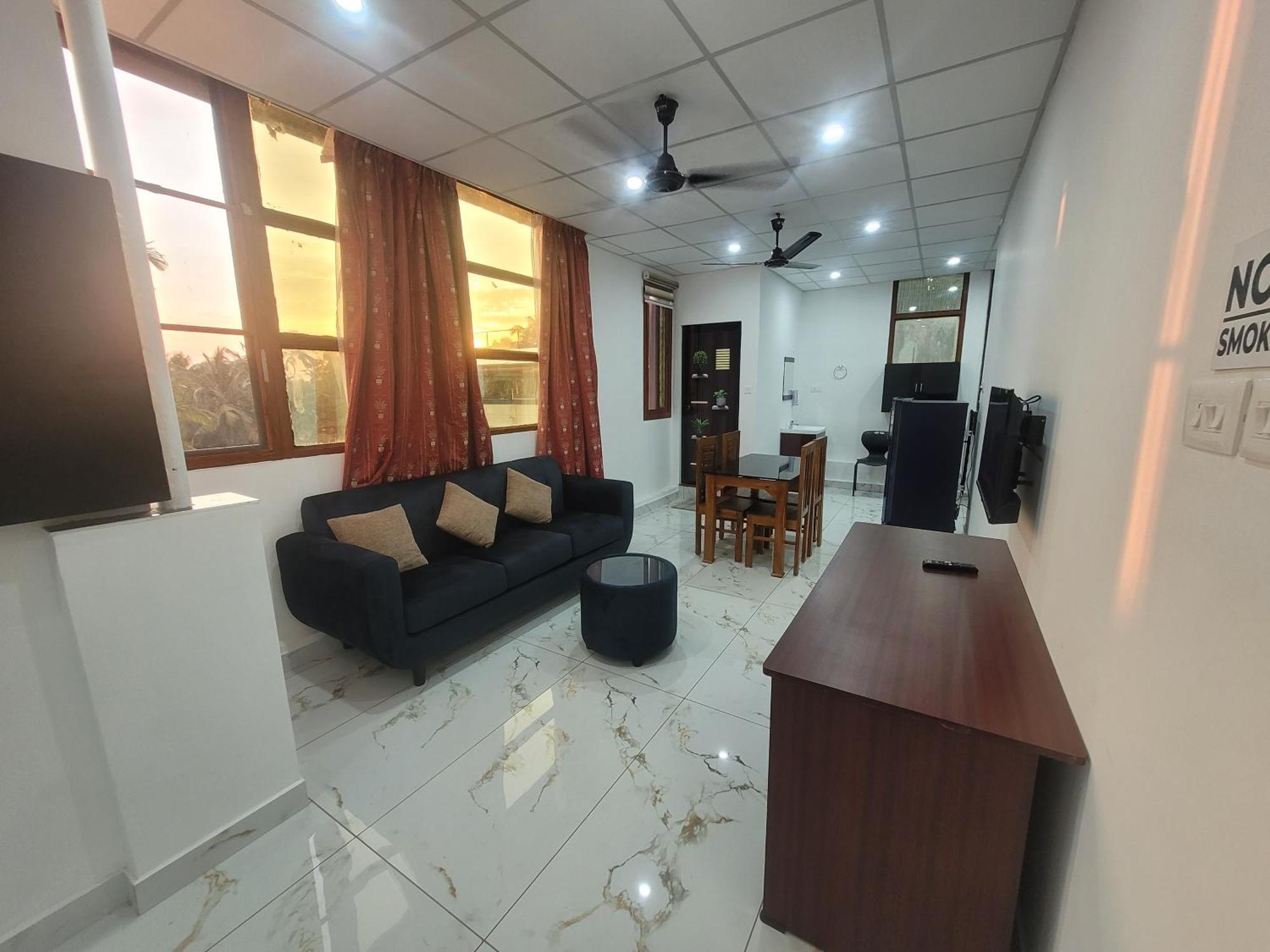Oasis Homestay Kochi Buitenkant foto